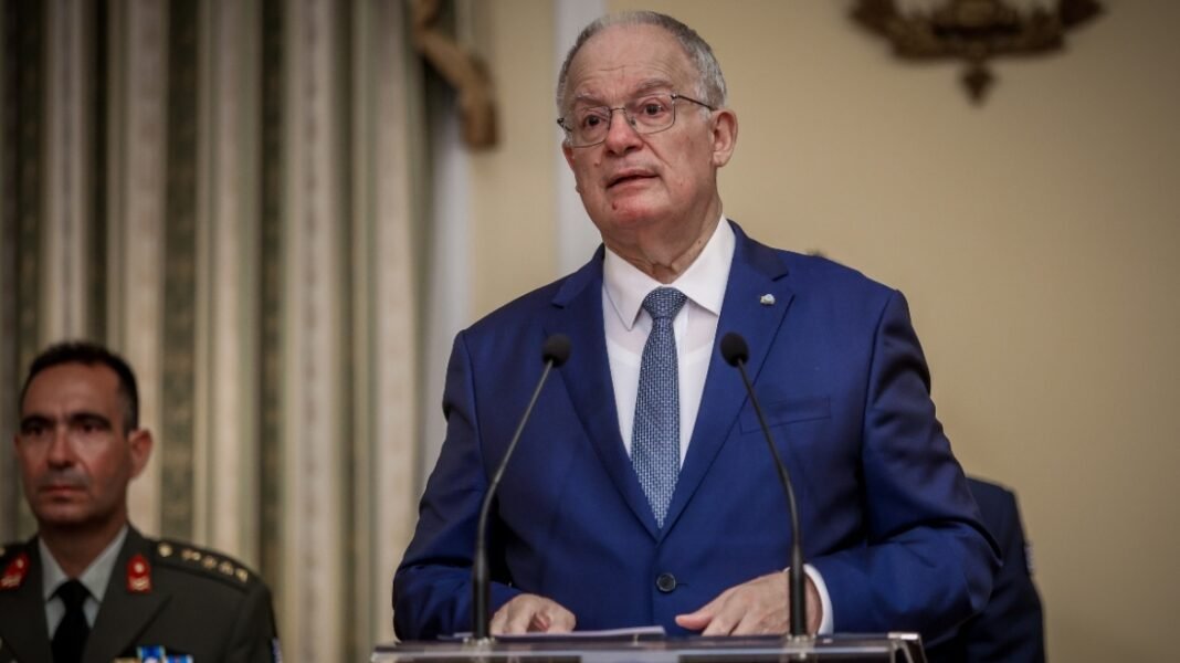 Τασούλας: Το τραγικό συμβάν υπογραμμίζει την επικινδυνότητα των προκλήσεων που αντιμετωπίζουν τα στελέχη του Πυροσβεστικού Σώματος