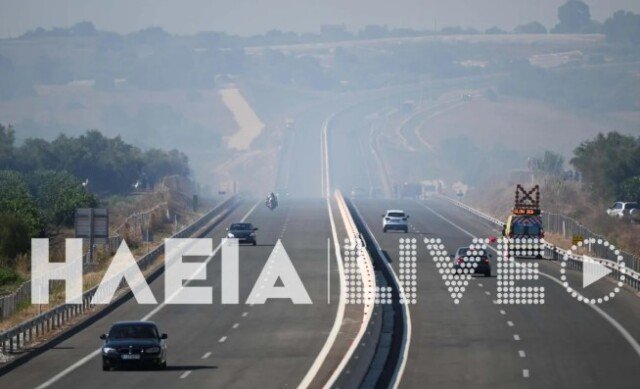 Καλύτερη-η-εικόνα-της-φωτιάς-στο-Τραγανό-Ηλείας:-Αποκαταστάθηκε-η-κυκλοφορία-στην-Ολυμπία-Οδό