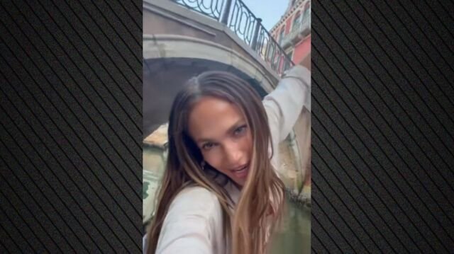 Η Τζένιφερ Λόπεζ αναβίωσε το «Like a Virgin» της Μαντόνα σε γόνδολα στη Βενετία Η-Τζένιφερ-Λόπεζ-αναβίωσε-το-«like-a-virgin»-της-Μαντόνα-σε-γόνδολα-στη-Βενετία