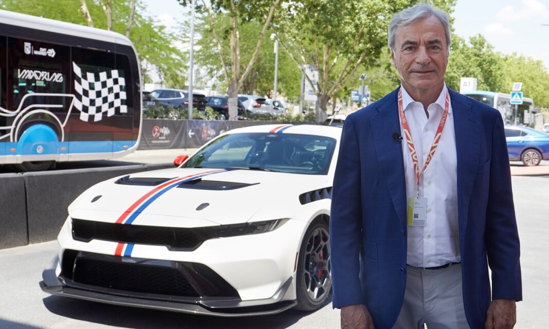 Στη-νέα-πίστα-madring-της-formula-1-δοκιμάζει-ο-carlos-sainz-sr.-τη-ford-mustang-gtd-(video)