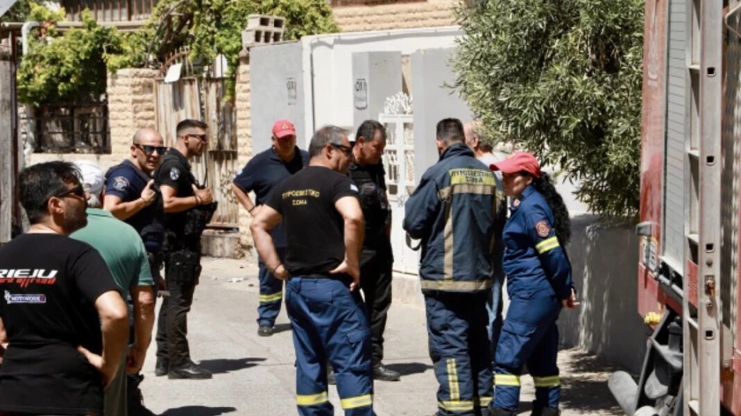Συναγερμός στο Ηράκλειο μετά από έκρηξη σε επιχείρηση: Τραυματίστηκε ένας άνδρας, δείτε εικόνες Συναγερμός-στο-Ηράκλειο-μετά-από-έκρηξη-σε-επιχείρηση:-Τραυματίστηκε-ένας-άνδρας,-δείτε-εικόνες