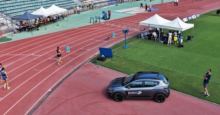 Η Dacia επίσημος χορηγός του ΣΕΓΑΣ στο Stoiximan Πανελλήνιο Πρωτάθλημα Στίβου Η-dacia-επίσημος-χορηγός-του-ΣΕΓΑΣ-στο-stoiximan-Πανελλήνιο-Πρωτάθλημα-Στίβου