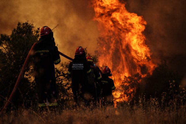 Δύο συλλήψεις για τις φωτιές σε Σκύρο και Λακωνία: Βραχυκύκλωσε γεννήτρια 63χρονης, 71χρονος άναψε ψησταριά Δύο-συλλήψεις-για-τις-φωτιές-σε-Σκύρο-και-Λακωνία:-Βραχυκύκλωσε-γεννήτρια-63χρονης,-71χρονος-άναψε-ψησταριά