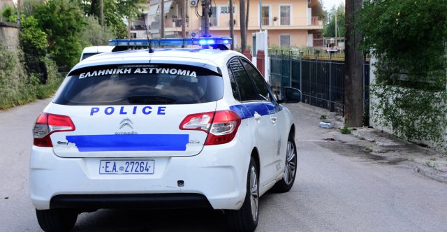 Συνελήφθη ένα ακόμη μέλος της συμμορίας του «Έντικ» στο Παλαιό Φάληρο Συνελήφθη-ένα-ακόμη-μέλος-της-συμμορίας-του-«Έντικ»-στο-Παλαιό-Φάληρο