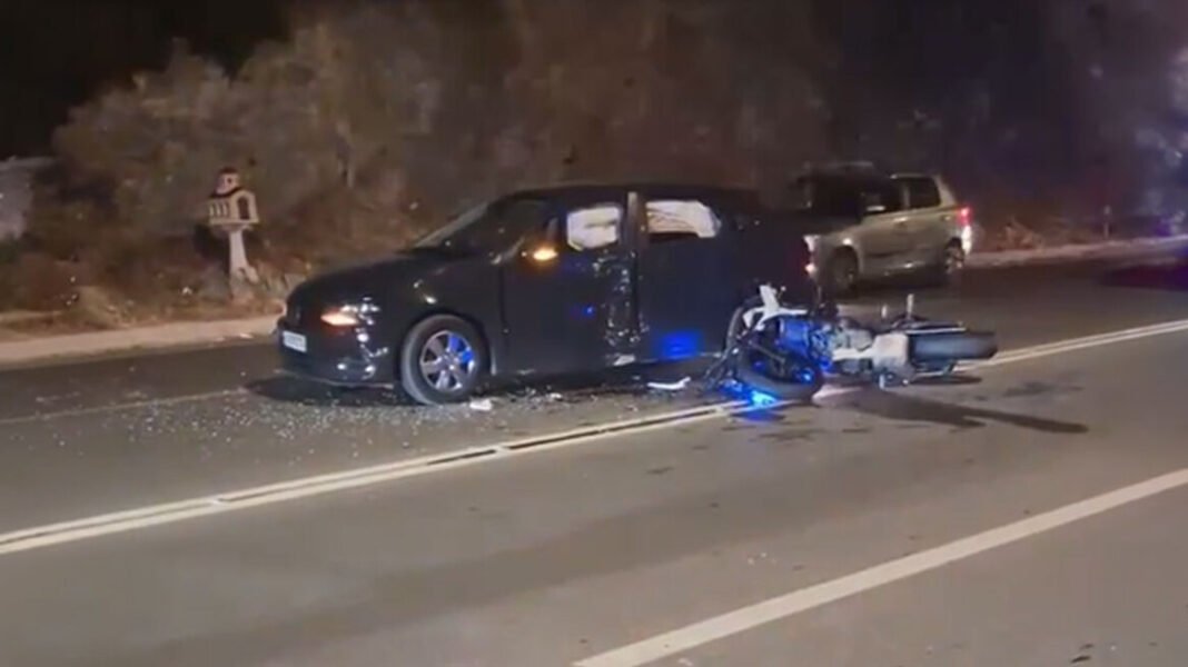 Στο 401 οι δύο αστυνομικοί μετά το τροχαίο στην Αθηνών-Σουνίου, πώς έγινε η σφοδρή σύγκρουση με αυτοκίνητο τουριστών Στο-401-οι-δύο-αστυνομικοί-μετά-το-τροχαίο-στην-Αθηνών-Σουνίου,-πώς-έγινε-η-σφοδρή-σύγκρουση-με-αυτοκίνητο-τουριστών