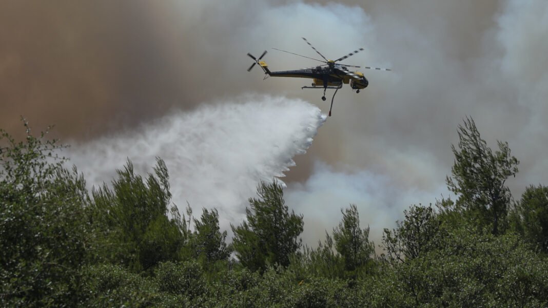 Φωτιά στο Σπήλαιο Ορεστιάδας, σηκώθηκε ελικόπτερο Φωτιά-στο-Σπήλαιο-Ορεστιάδας,-σηκώθηκε-ελικόπτερο