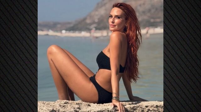 Η Σίσσυ Χρηστίδου φωτογραφήθηκε με μονοκίνι σε παραλία στα Χανιά Η-Σίσσυ-Χρηστίδου-φωτογραφήθηκε-με-μονοκίνι-σε-παραλία-στα-Χανιά