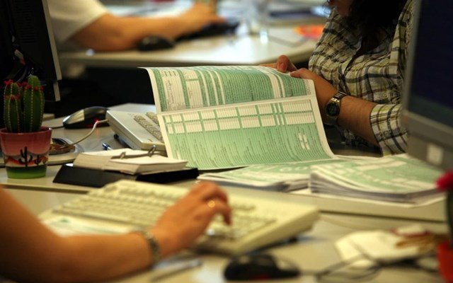 81.269 ειδοποιητήρια για ληξιπρόθεσμα χρέη σε οφειλέτες – Στα 52,4 δισ. ευρώ έφτασαν οι συνολικές οφειλές προς τον ΕΦΚΑ στο τέλος Ιουνίου 81269-ειδοποιητήρια-για-ληξιπρόθεσμα-χρέη-σε-οφειλέτες-–-Στα-52,4-δισ.-ευρώ-έφτασαν-οι-συνολικές-οφειλές-προς-τον-ΕΦΚΑ-στο-τέλος-Ιουνίου