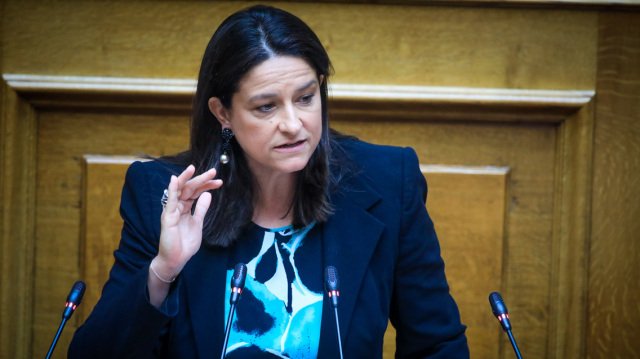 Κεραμέως-για-Ράμφο:-Υπάρχουν-άνθρωποι-που,-όταν-φεύγουν,-αφήνουν-πίσω-τους-κάτι-πολύ-μεγαλύτερο-από-το-έργο-τους