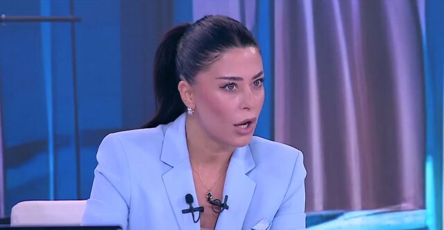 Λατινοπούλου:-Για-45-λεπτά-δεχόμουν-χυδαία-επίθεση-από-τους-γύφτους-στην-Τήνο,-η-μητέρα-μου-τρομοκρατήθηκε