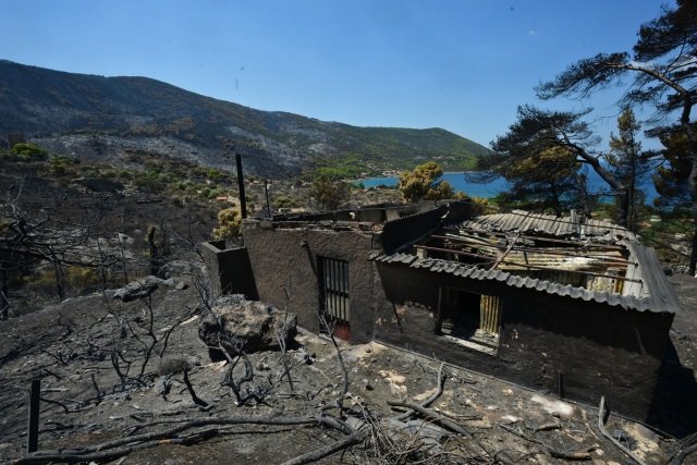 Πριν τις 15 Σεπτεμβρίου τα αντιδιαβρωτικά και τα πρώτα αντιπλημμυρικά έργα ύψους €1,5 εκατ. στις καμένες περιοχές της δυτικής Αττικής Πριν-τις-15-Σεπτεμβρίου-τα-αντιδιαβρωτικά-και-τα-πρώτα-αντιπλημμυρικά-έργα-ύψους-e1,5-εκατ.-στις-καμένες-περιοχές-της-δυτικής-Αττικής