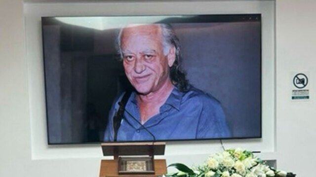 Σε κλίμα συγκίνησης και με το αγαπημένο του τραγούδι αποτεφρώθηκε ο Νίκος Καλογερόπουλος στη Ριτσώνα Σε-κλίμα-συγκίνησης-και-με-το-αγαπημένο-του-τραγούδι-αποτεφρώθηκε-ο-Νίκος-Καλογερόπουλος-στη-Ριτσώνα