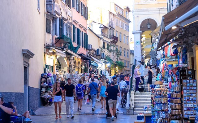 Τουρισμός:-Οι-προορισμοί-που-γέμισαν-–-Στην-κορυφή-η-Κρήτη