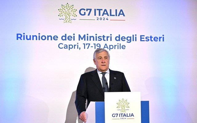 Ταγιάνι: Δεν θεωρώ ότι με τη Γερμανία υπάρχει πρόβλημα με τις δευτερογενείς ροές Ταγιάνι:-Δεν-θεωρώ-ότι-με-τη-Γερμανία-υπάρχει-πρόβλημα-με-τις-δευτερογενείς-ροές