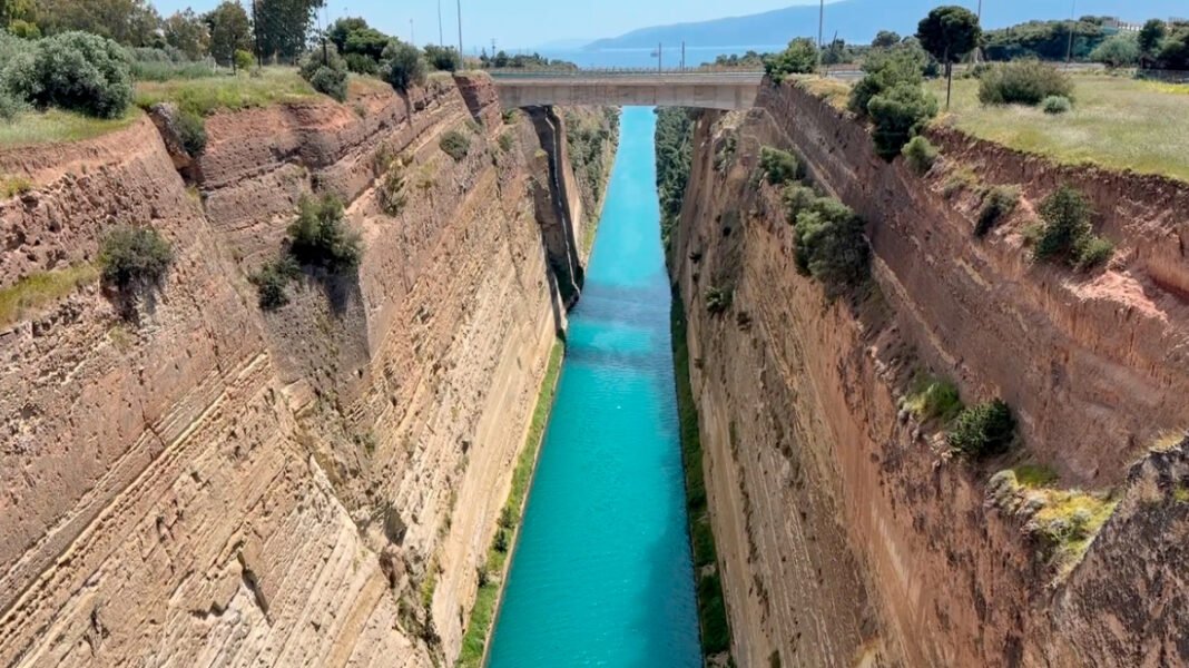 Σορός άνδρα βρέθηκε στην διώρυγα του Ισθμού Σορός-άνδρα-βρέθηκε-στην-διώρυγα-του-Ισθμού