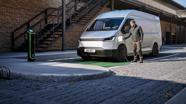 Το νέο ηλεκτρικό Ford Transit City έρχεται στην Ελλάδα (+τιμή) Το-νέο-ηλεκτρικό-ford-transit-city-έρχεται-στην-Ελλάδα-(+τιμή)
