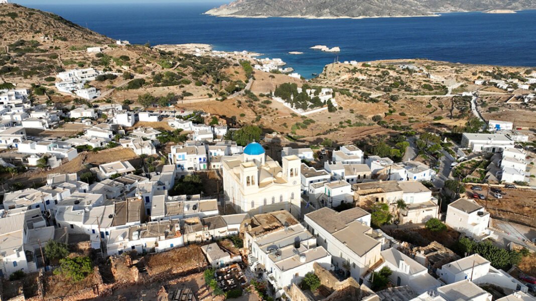«Με χτυπάει και εμένα το ρεύμα αυτή τη στιγμή», έλεγε στον γιατρό η μητέρα του 17χρονου που πέθανε ενώ έκανε μπάνιο στην Κίμωλο «Με-χτυπάει-και-εμένα-το-ρεύμα-αυτή-τη-στιγμή»,-έλεγε-στον-γιατρό-η-μητέρα-του-17χρονου-που-πέθανε-ενώ-έκανε-μπάνιο-στην-Κίμωλο