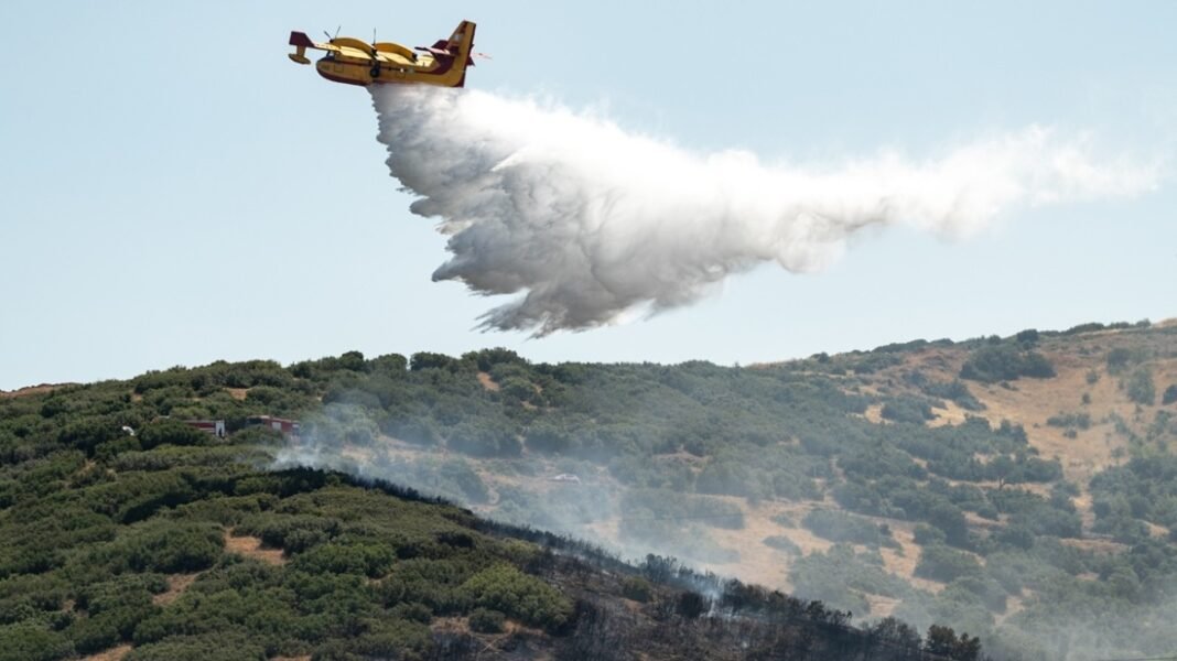 Ακραίος κίνδυνος πυρκαγιάς αύριο (14/8) σε Αττική, Βοιωτία, Εύβοια, Αργολίδα και Κορινθία Ακραίος-κίνδυνος-πυρκαγιάς-αύριο-(14/8)-σε-Αττική,-Βοιωτία,-Εύβοια,-Αργολίδα-και-Κορινθία