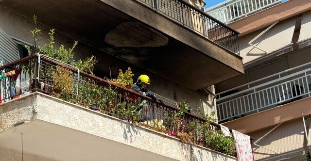 Φωτιά-σε-διαμέρισμα-στη-Θεσσαλονίκη:-Στο-νοσοκομείο-δύο-άτομα-λόγω-εισπνοής-καπνού
