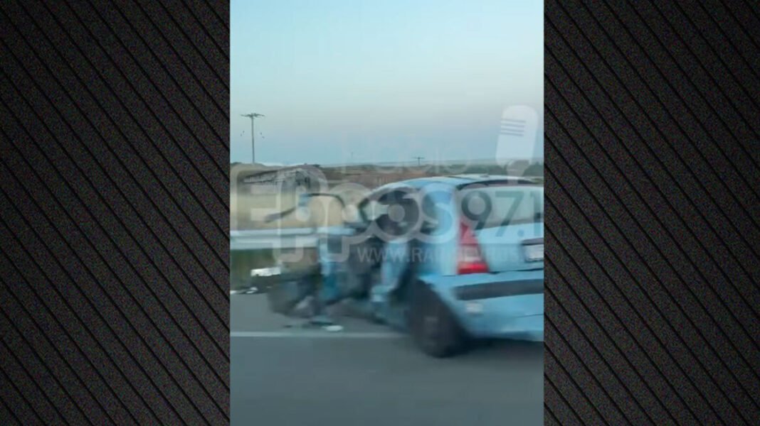 Σύγκρουση δύο ΙΧ στον Έβρο με έξι τραυματίες, μεταξύ των οποίων και παιδιά – Δείτε βίντεο Σύγκρουση-δύο-ΙΧ-στον-Έβρο-με-έξι-τραυματίες,-μεταξύ-των-οποίων-και-παιδιά-–-Δείτε-βίντεο
