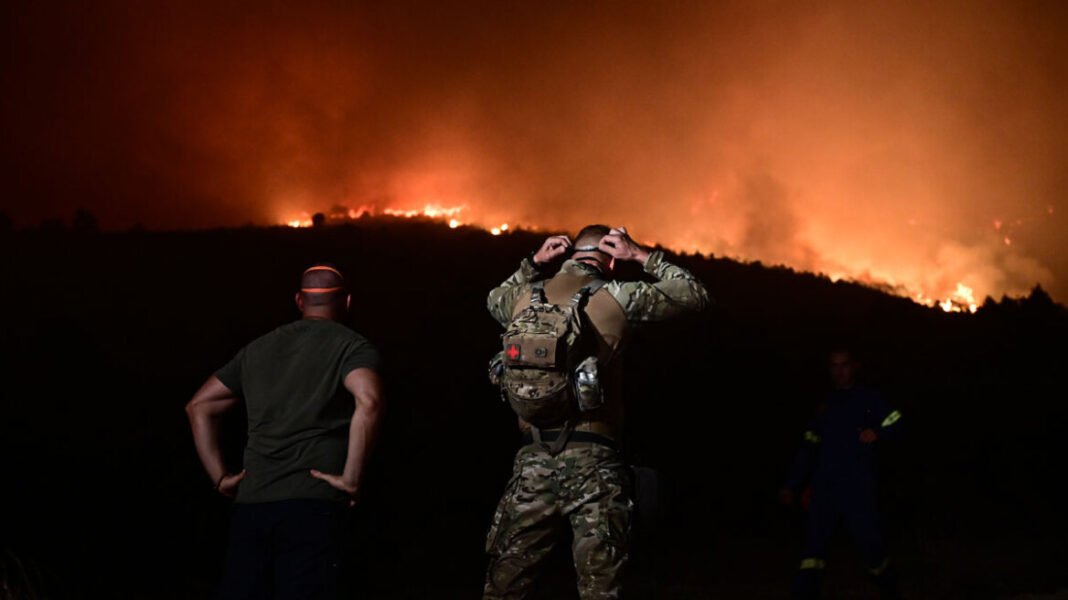 Αυτοψία από κλιμάκιο της ΔΑΕΕ στον Άγιο Βασίλειο Βοιωτίας για τα αίτια της πυρκαγιάς που έκαψε πάνω από 110 χιλιάδες στρέμματα Αυτοψία-από-κλιμάκιο-της-ΔΑΕΕ-στον-Άγιο-Βασίλειο-Βοιωτίας-για-τα-αίτια-της-πυρκαγιάς-που-έκαψε-πάνω-από-110-χιλιάδες-στρέμματα
