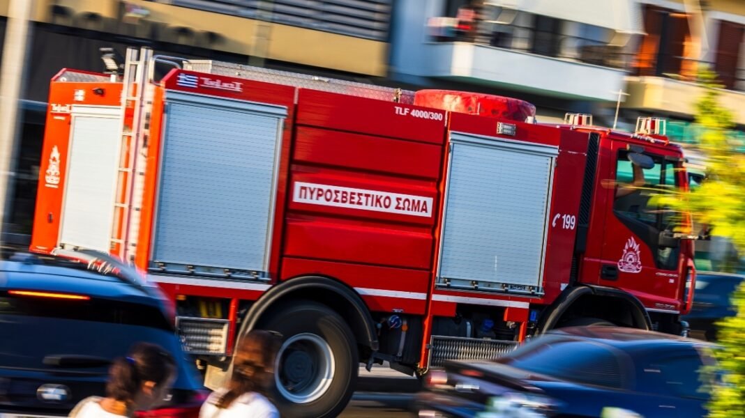 Φωτιά σε σπίτι στα Μιραλέικα Αχαΐας, άνδρας εντοπίστηκε χωρίς τις αισθήσεις του από την Πυροσβεστική Φωτιά-σε-σπίτι-στα-Μιραλέικα-Αχαΐας,-άνδρας-εντοπίστηκε-χωρίς-τις-αισθήσεις-του-από-την-Πυροσβεστική