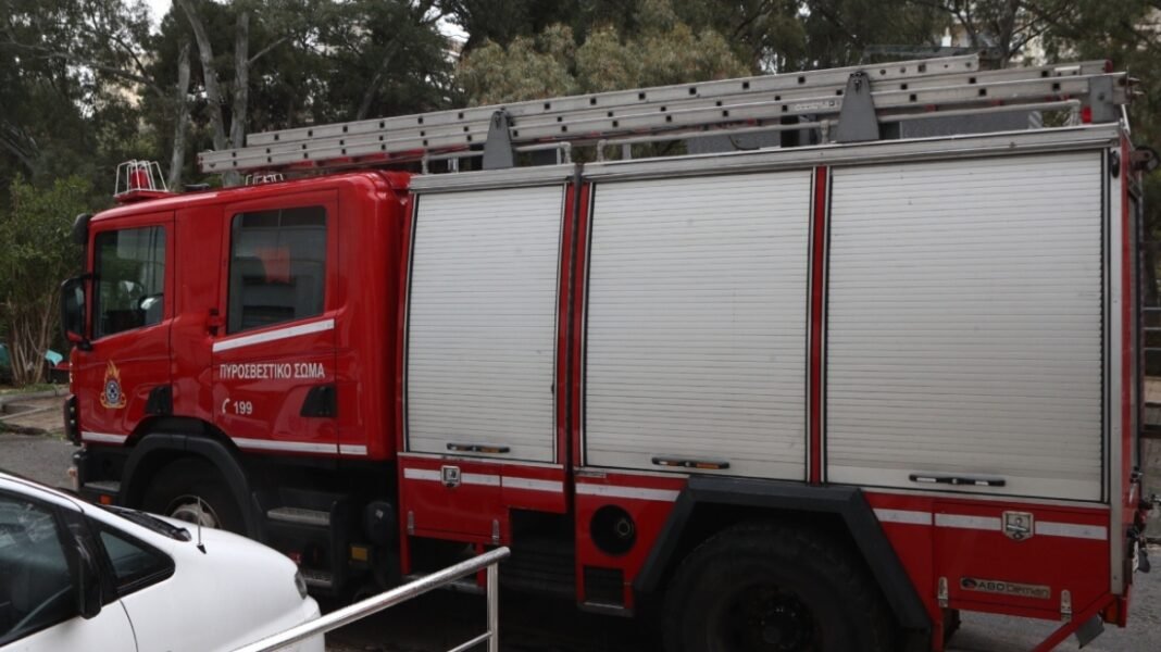 Φωτιά σε συνεργείο αυτοκινήτων στο Καλοχώρι Θεσσαλονίκης Φωτιά-σε-συνεργείο-αυτοκινήτων-στο-Καλοχώρι-Θεσσαλονίκης