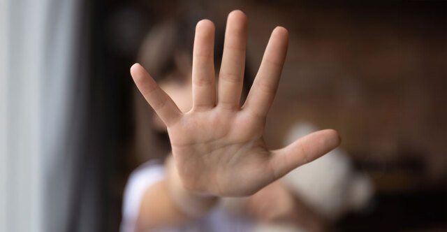 16χρονη κατήγγειλε τον βιασμό της από 15χρονο και άλλο ένα άτομο στη Θήβα 16χρονη-κατήγγειλε-τον-βιασμό-της-από-15χρονο-και-άλλο-ένα-άτομο-στη-Θήβα
