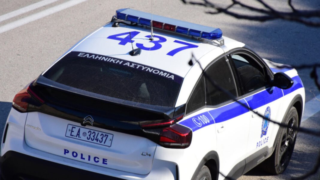 Πάτρα: Ανήλικος σκαρφάλωσε από λούκι σε διαμέρισμα ηλικιωμένης και έκλεψε κοσμήματα αξίας 3.000 ευρώ Πάτρα:-Ανήλικος-σκαρφάλωσε-από-λούκι-σε-διαμέρισμα-ηλικιωμένης-και-έκλεψε-κοσμήματα-αξίας-3.000-ευρώ