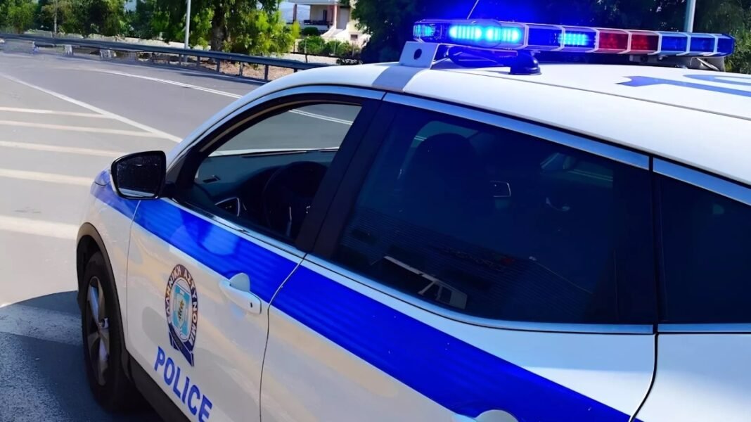 Οδηγός στην Αθήνα παραβίασε ολόκληρο τον ΚΟΚ σε λίγα δευτερόλεπτα – Δείτε το video Οδηγός-στην-Αθήνα-παραβίασε-ολόκληρο-τον-ΚΟΚ-σε-λίγα-δευτερόλεπτα-–-Δείτε-το-video