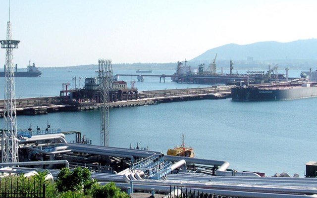 Ρωσία: Το λιμάνι του Νοβοροσίσκ επανεκκινεί τις φορτώσεις πετρελαίου μετά την επίθεση με drones Ρωσία:-Το-λιμάνι-του-Νοβοροσίσκ-επανεκκινεί-τις-φορτώσεις-πετρελαίου-μετά-την-επίθεση-με-drones