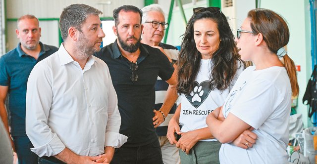 Νευρικότητα Ανδρουλάκη πριν τα γκάλοπ του Σεπτέμβρη: «Oποιος κουνηθεί τον διαγράφω» Νευρικότητα-Ανδρουλάκη-πριν-τα-γκάλοπ-του-Σεπτέμβρη:-«oποιος-κουνηθεί-τον-διαγράφω»