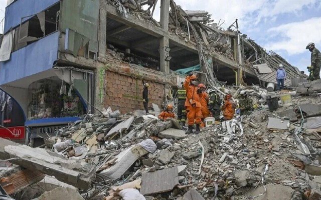 Σεισμός-στην-Κολομβία:-Πάνω-από-9,5-δισ.-δολάρια-οι-ζημιές