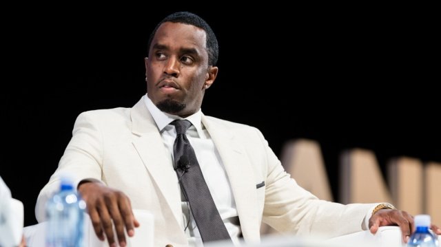 diddy:-Στη-λίστα-με-τους-μάρτυρες-στη-δίκη-για-τη-δολοφονία-του-tupac,-οι-εισαγγελείς-τον-συνδέουν-με-τον-κατηγορούμενο