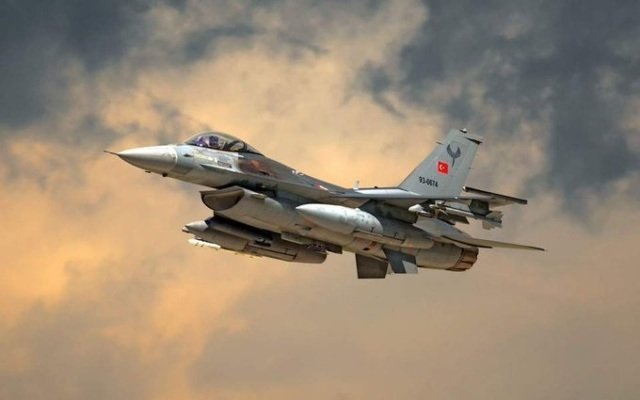 Προκαλεί η Τουρκία: 25 παραβιάσεις του ελληνικού εναέριου χώρου και μια εικονική αερομαχία πάνω από το Αιγαίο Προκαλεί-η-Τουρκία:-25-παραβιάσεις-του-ελληνικού-εναέριου-χώρου-και-μια-εικονική-αερομαχία-πάνω-από-το-Αιγαίο