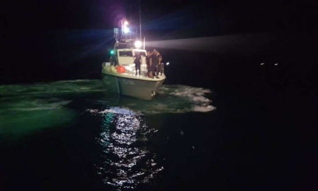 Βυθίστηκε σκάφος στο Πλωμάρι Λέσβου: Διασώθηκαν οι πέντε επιβαίνοντες Βυθίστηκε-σκάφος-στο-Πλωμάρι-Λέσβου:-Διασώθηκαν-οι-πέντε-επιβαίνοντες