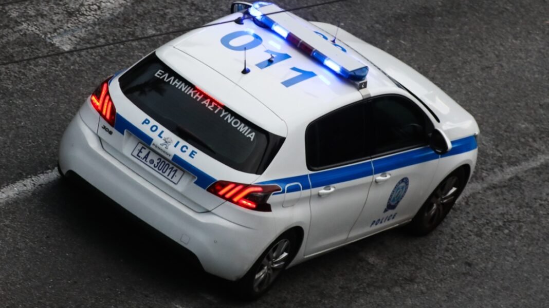 Συνελήφθη 30χρονος διακινητής μεταναστών στη Θεσσαλονίκη, οι δύο ήταν κρυμμένοι στο πορτμπαγκάζ Συνελήφθη-30χρονος-διακινητής-μεταναστών-στη-Θεσσαλονίκη,-οι-δύο-ήταν-κρυμμένοι-στο-πορτμπαγκάζ