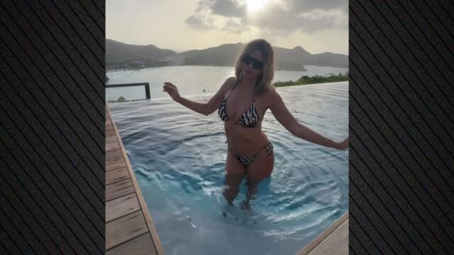 Ο αισθησιακός χορός της Χάιντι Κλουμ σε πισίνα, δείτε βίντεο Ο-αισθησιακός-χορός-της-Χάιντι-Κλουμ-σε-πισίνα,-δείτε-βίντεο