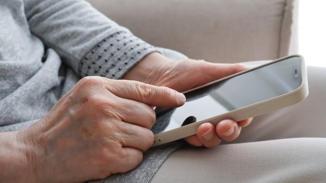Παρίστανε τον λογιστή και έκλεψε από ηλικιωμένη κοσμήματα αξίας 5.000€ στην Αιγιαλεία Παρίστανε-τον-λογιστή-και-έκλεψε-από-ηλικιωμένη-κοσμήματα-αξίας-5.000e-στην-Αιγιαλεία