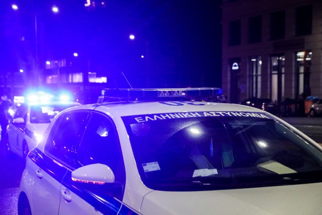 Επεισοδιακή καταδίωξη στα Γρεβενά: 47χρονος έπεσε με το αυτοκίνητό του πάνω σε αστυνομικό Επεισοδιακή-καταδίωξη-στα-Γρεβενά:-47χρονος-έπεσε-με-το-αυτοκίνητό-του-πάνω-σε-αστυνομικό