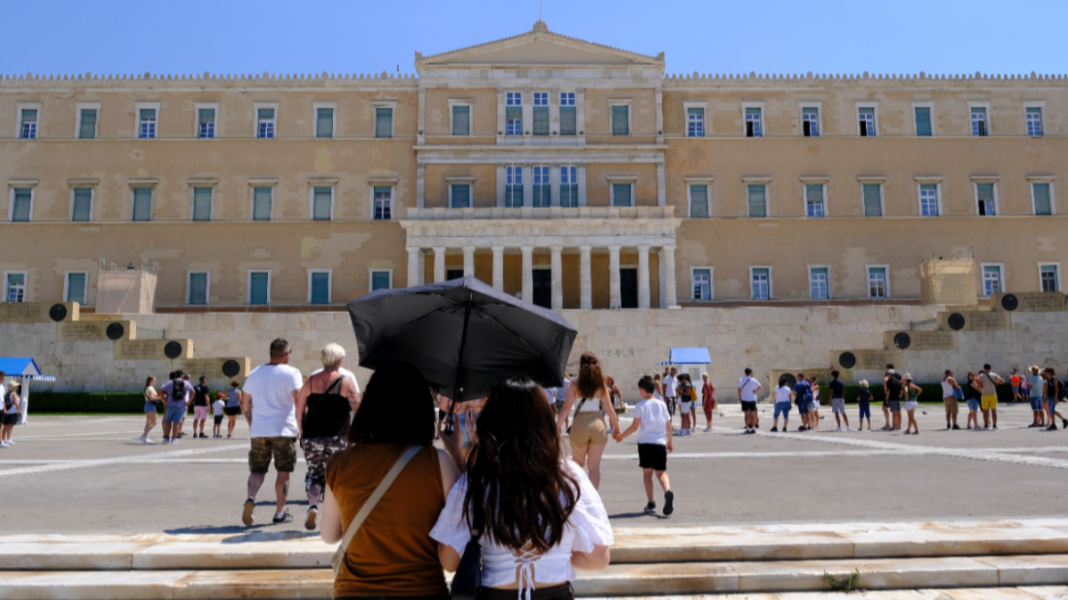 Καύσωνας έως την Τετάρτη: Στους 40°C το θερμόμετρο, πού θα είναι εντονότερη η ζέστη Καύσωνας-έως-την-Τετάρτη:-Στους-40°c-το-θερμόμετρο,-πού-θα-είναι-εντονότερη-η-ζέστη