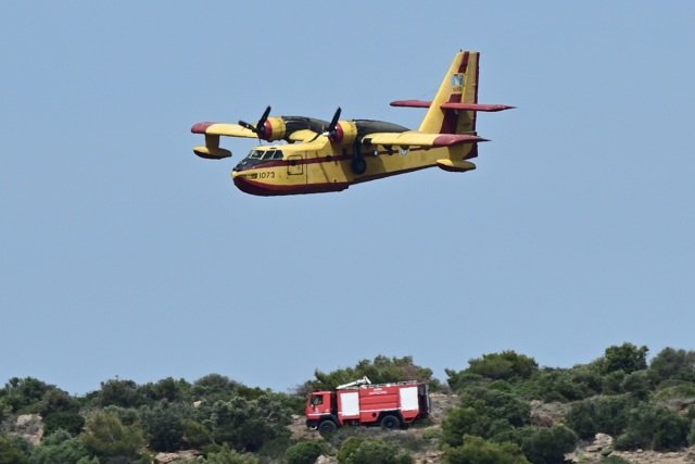 Φωτιά τώρα στην Κάρυστο στην Εύβοια, σηκώθηκαν 2 εναέρια μέσα Φωτιά-τώρα-στην-Κάρυστο-στην-Εύβοια,-σηκώθηκαν-2-εναέρια-μέσα