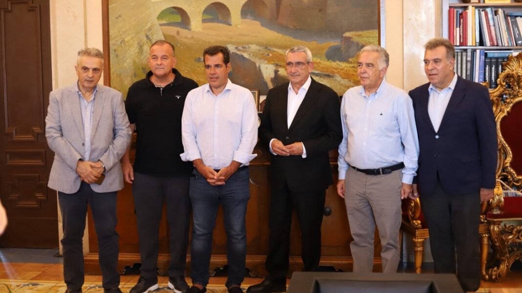 Πλεύρης από Ρόδο: Στηρίζουμε έμπρακτα τα νησιά που σήκωσαν το βάρος του μεταναστευτικού Πλεύρης-από-Ρόδο:-Στηρίζουμε-έμπρακτα-τα-νησιά-που-σήκωσαν-το-βάρος-του-μεταναστευτικού
