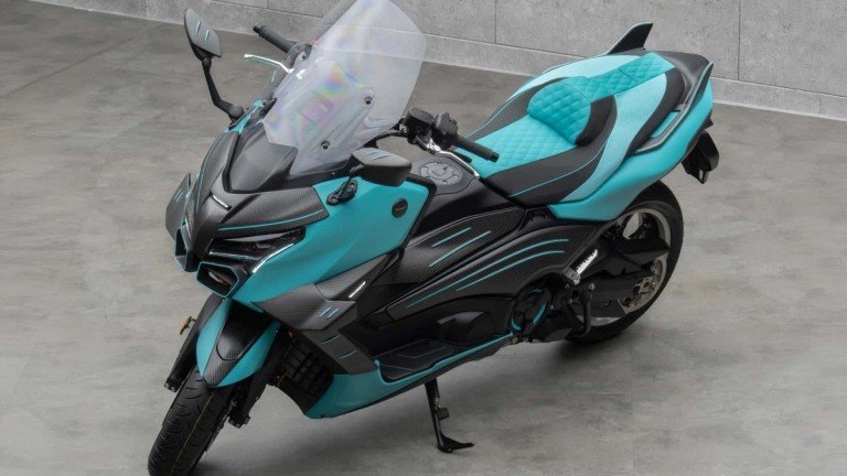 Η Mansory δίνει νέα διάσταση στο Yamaha TMAX Η-mansory-δίνει-νέα-διάσταση-στο-yamaha-tmax