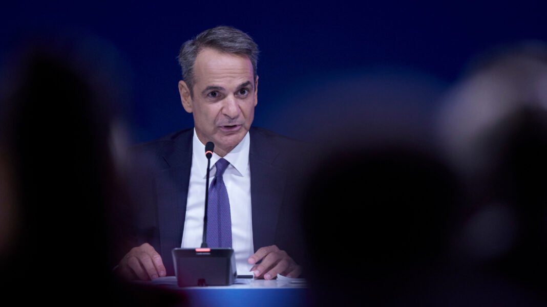 Τι αναμένεται να πει ο Μητσοτάκης στη ΔΕΘ: Το οικονομικό πακέτο, η ταχύτερη μείωση του χρέους και οι αξιολογήσεις των ξένων οίκων Τι αναμένεται να πει ο Μητσοτάκης στη ΔΕΘ: Το οικονομικό πακέτο, η ταχύτερη μείωση του χρέους και οι αξιολογήσεις των ξένων οίκων