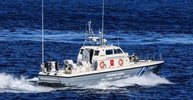 Ταχύπλοο προσάραξε σε βραχονησίδα στη Λέσβο, τραυματίστηκε ο 60χρονος χειριστής του σκάφους Ταχύπλοο-προσάραξε-σε-βραχονησίδα-στη-Λέσβο,-τραυματίστηκε-ο-60χρονος-χειριστής-του-σκάφους