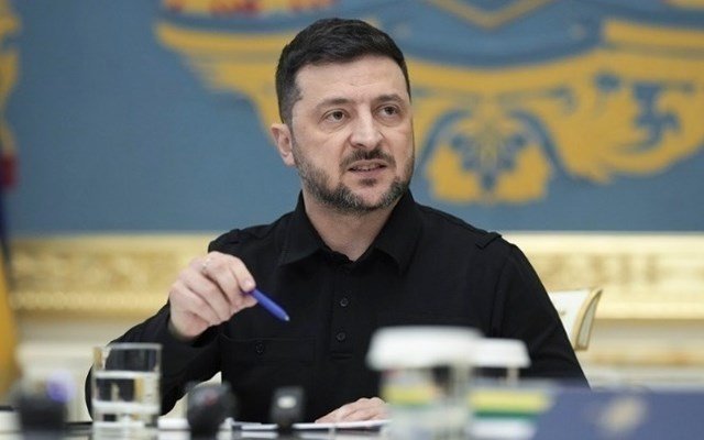 Β. Ζελένσκι: “Οι Ρώσοι κατασκευάζουν ισοδύναμο του Starlink μαζί με τους Κινέζους – Υλοποιούμε παρόμοιο σχέδιο” Β.-Ζελένσκι:-“Οι-Ρώσοι-κατασκευάζουν-ισοδύναμο-του-starlink-μαζί-με-τους-Κινέζους-–-Υλοποιούμε-παρόμοιο-σχέδιο”
