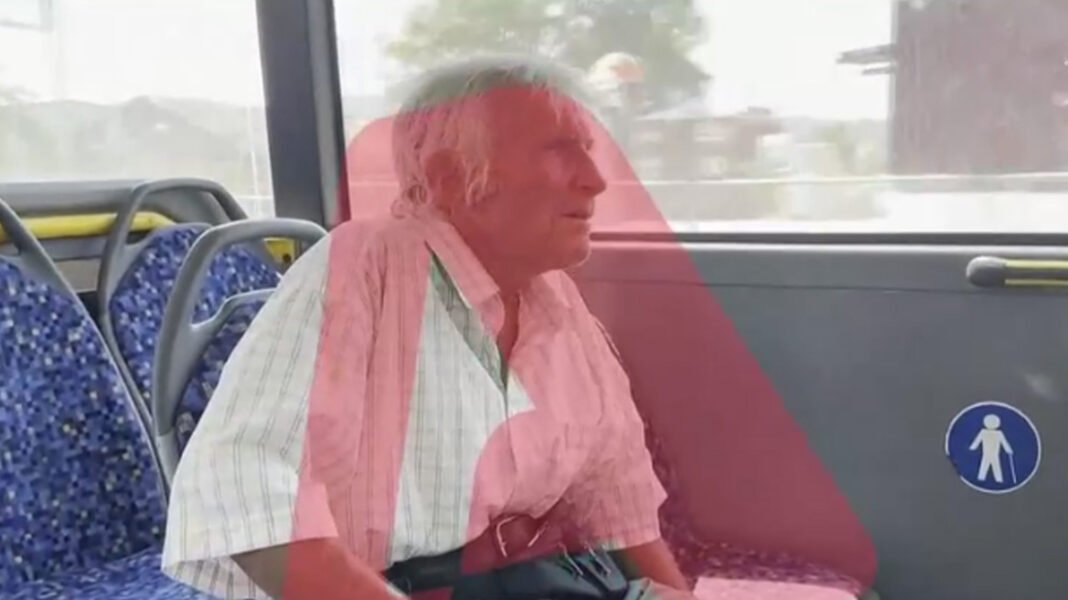 «Θα στη στήσω και θα σε σακατέψω»: Οδηγός λεωφορείου βρίζει και απειλεί ηλικιωμένο επιβάτη που του έκανε παρατήρηση για μια στάση, βίντεο «Θα-στη-στήσω-και-θα-σε-σακατέψω»:-Οδηγός-λεωφορείου-βρίζει-και-απειλεί-ηλικιωμένο-επιβάτη-που-του-έκανε-παρατήρηση-για-μια-στάση,-βίντεο