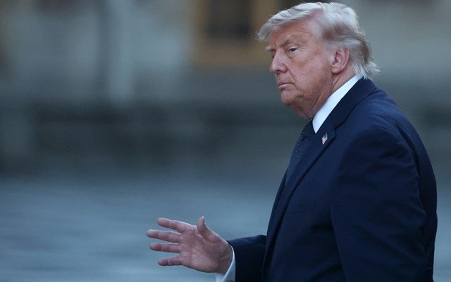 Ο Τραμπ στοχεύει τις εμπορικές “γραμμές ζωής” του Ιράν – Ποιες χώρες κινδυνεύουν περισσότερο Ο-Τραμπ-στοχεύει-τις-εμπορικές-“γραμμές-ζωής”-του-Ιράν-–-Ποιες-χώρες-κινδυνεύουν-περισσότερο