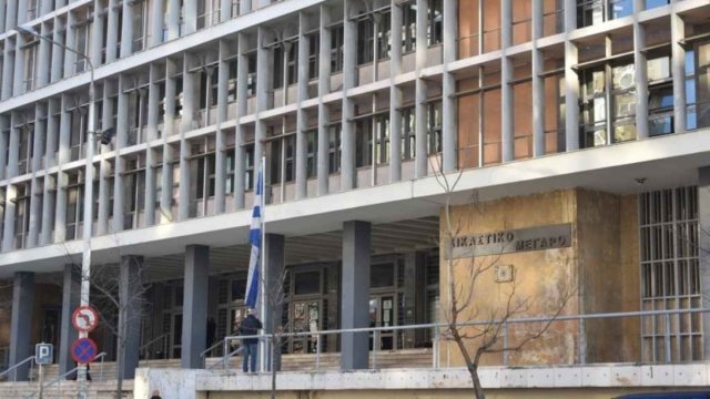 Κακουργηματική δίωξη στον 44χρονο που κατηγορείται για βιασμό και ξυλοδαρμό της εν διαστάσει συζύγου του στη Θεσσαλονίκη Κακουργηματική-δίωξη-στον-44χρονο-που-κατηγορείται-για-βιασμό-και-ξυλοδαρμό-της-εν-διαστάσει-συζύγου-του-στη-Θεσσαλονίκη
